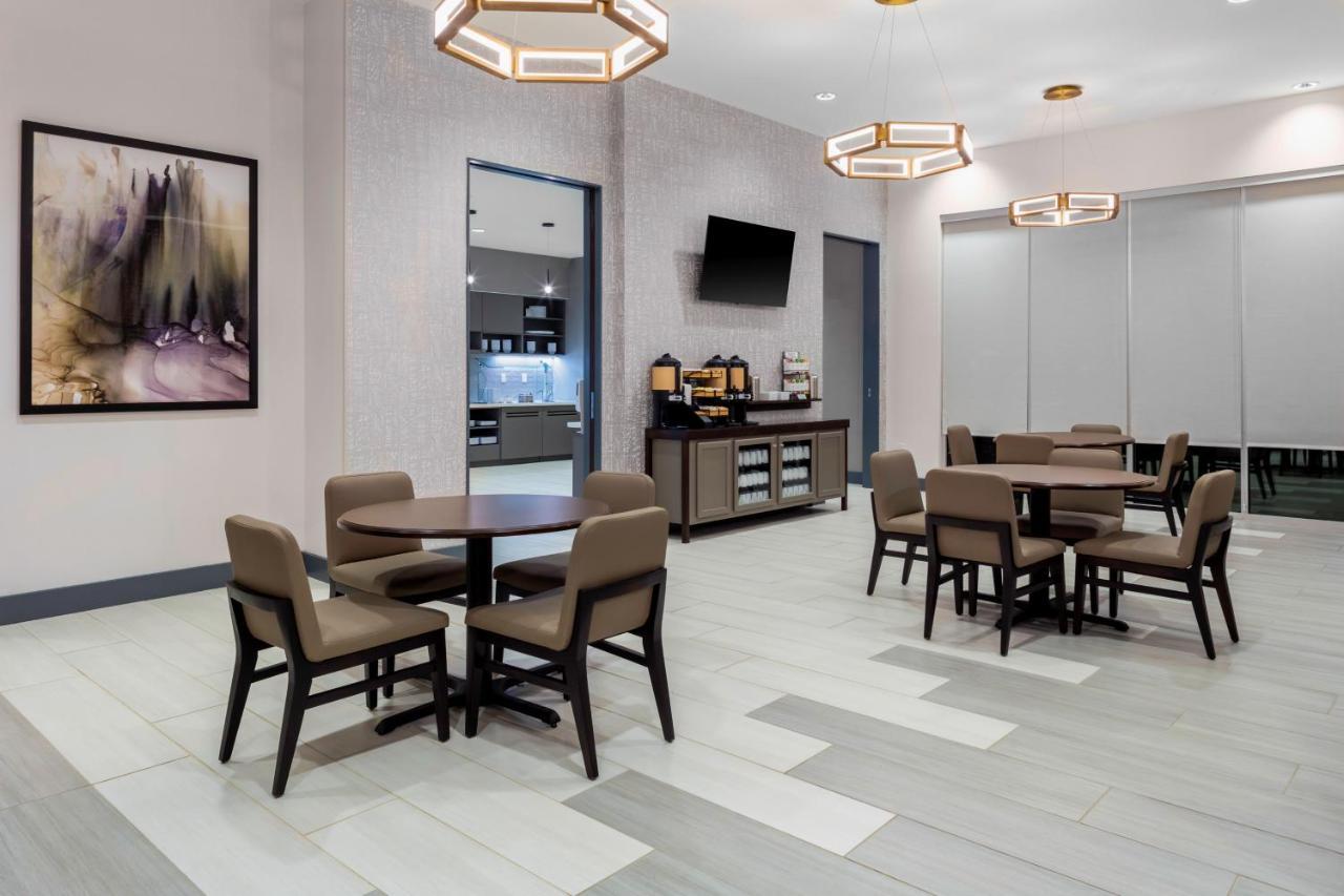 Отель Hyatt House Charlotte Rea Farms Экстерьер фото