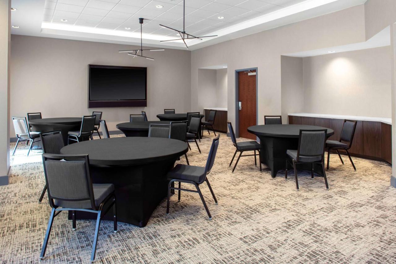 Отель Hyatt House Charlotte Rea Farms Экстерьер фото