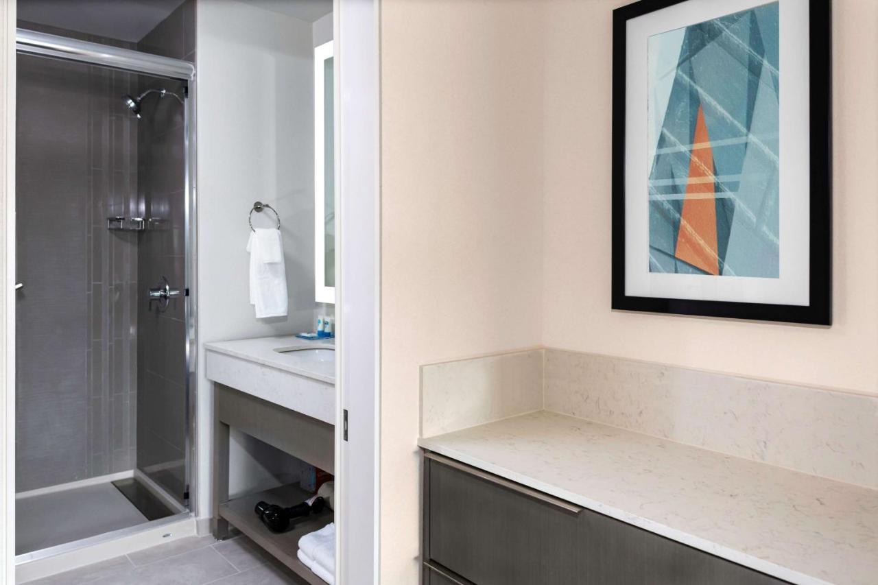 Отель Hyatt House Charlotte Rea Farms Экстерьер фото